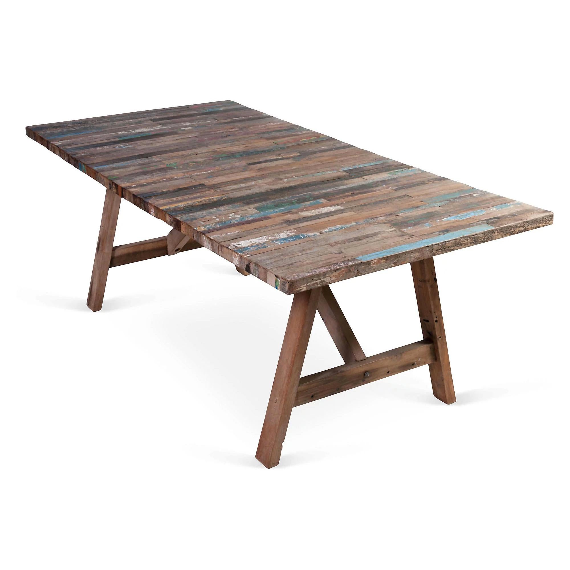 Rustique Table à tréteaux balinais en bois de récupération II en vente