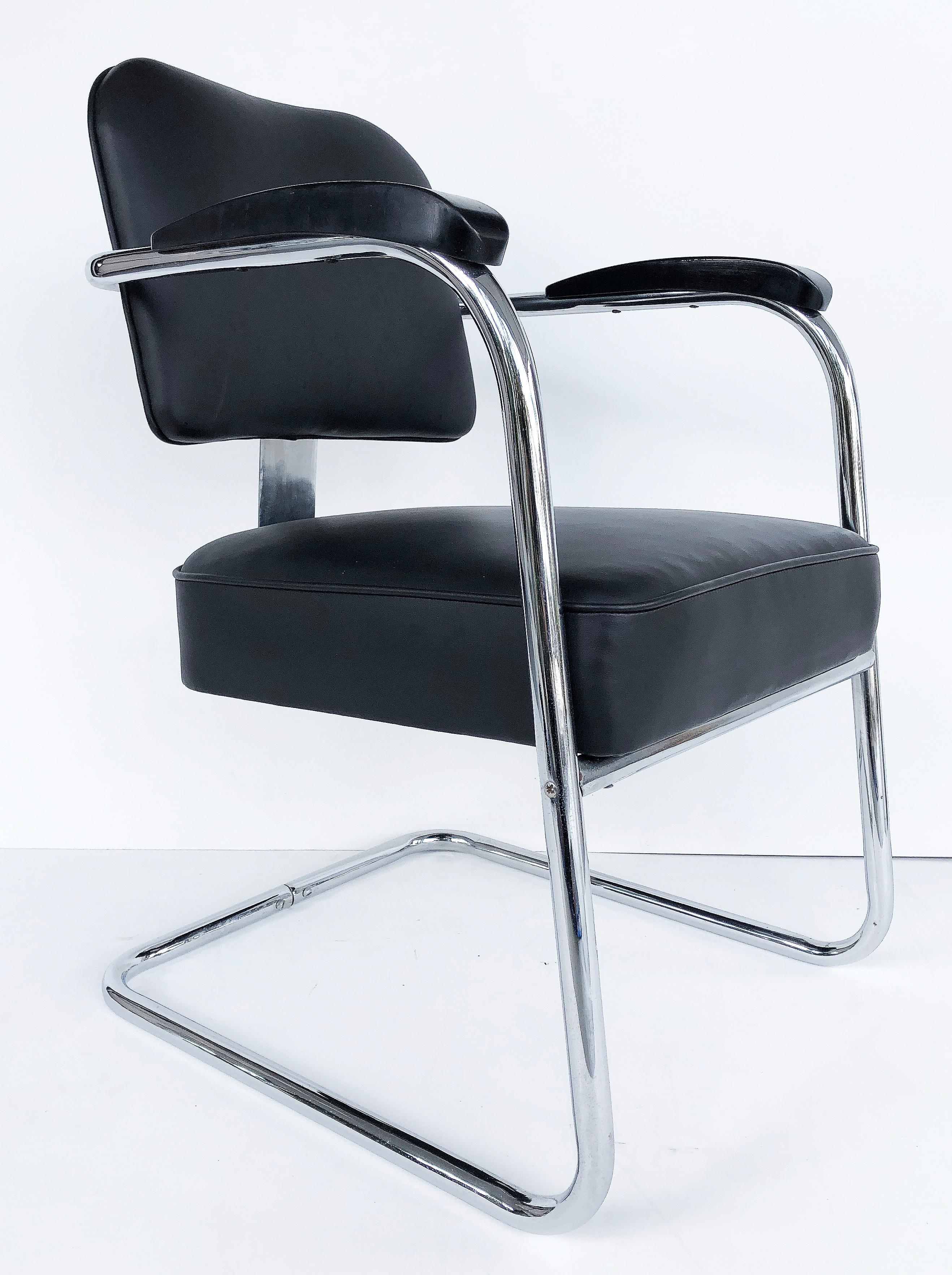 Salvatore Bevelacqua Art Deco armchairs for Mckay Company, American

Offered for sale is a pair of American art deco armchairs designed by Salvatore Bevelacqua for the Mckay Company. They are constructed of chromed steel tubing with a broad flat