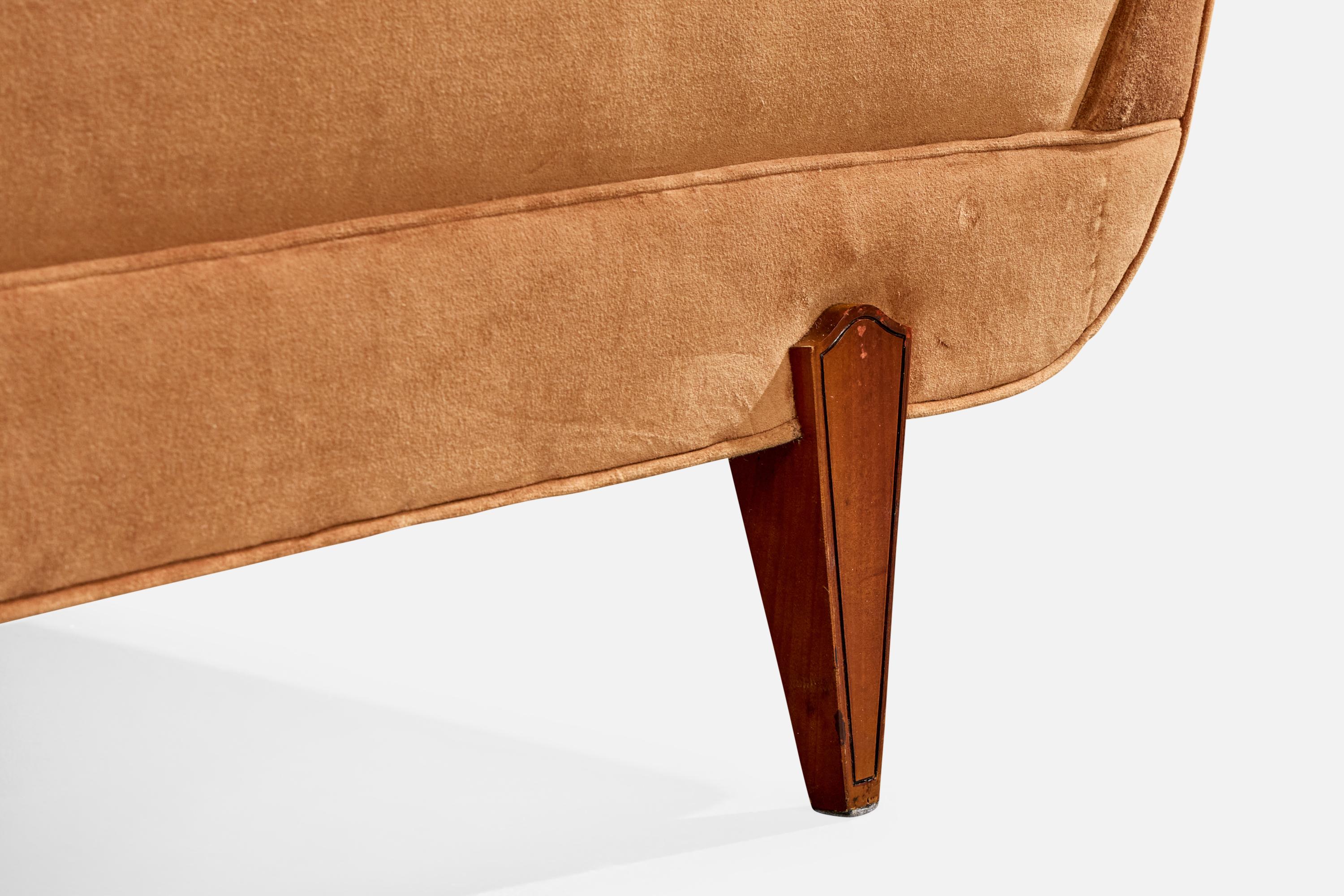 Salvatore Dinucci, Sofa, Holz, Samt, Brasilien, 1950er Jahre (Moderne der Mitte des Jahrhunderts) im Angebot