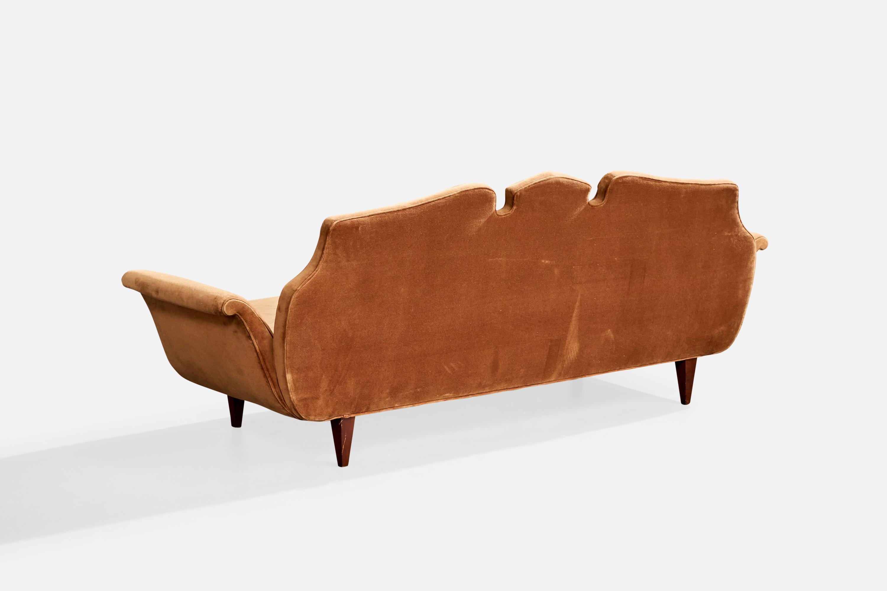 Brésilien Salvatore Dinucci, Canapé, Wood, Velours, Brésil, années 1950 en vente