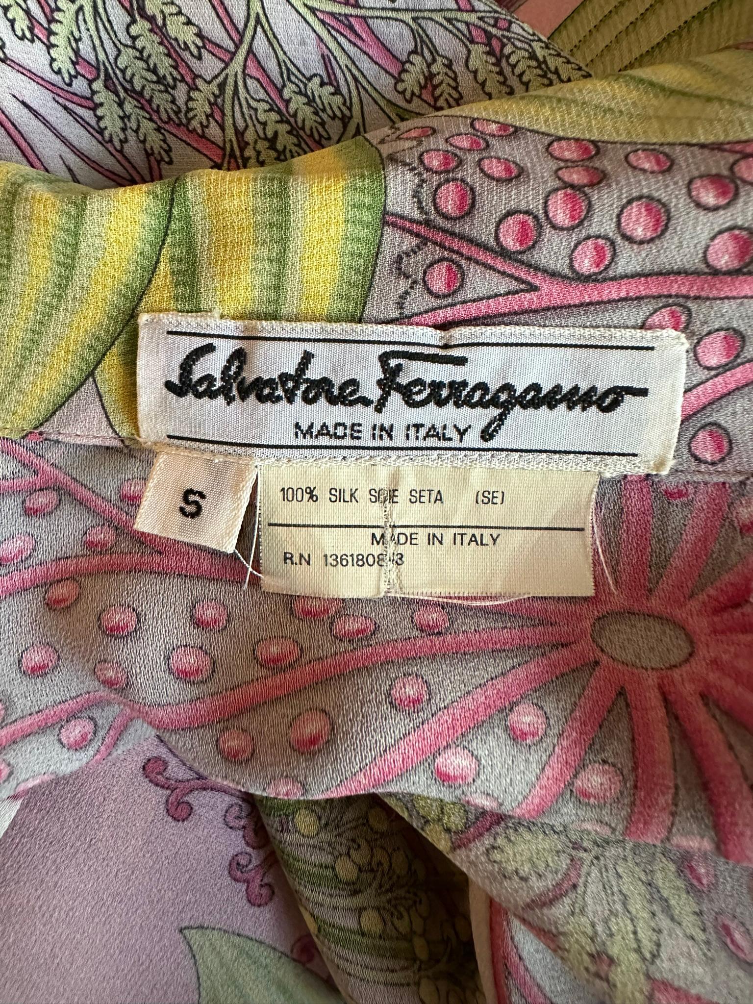 Salvatore Ferragamo 1990s Silk Crepe Tropical Foliage Oversize Blouse Tunic S For Sale 10
