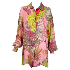 Salvatore Ferragamo, chemisier oversize en crêpe de soie avec feuillage tropical, années 1990