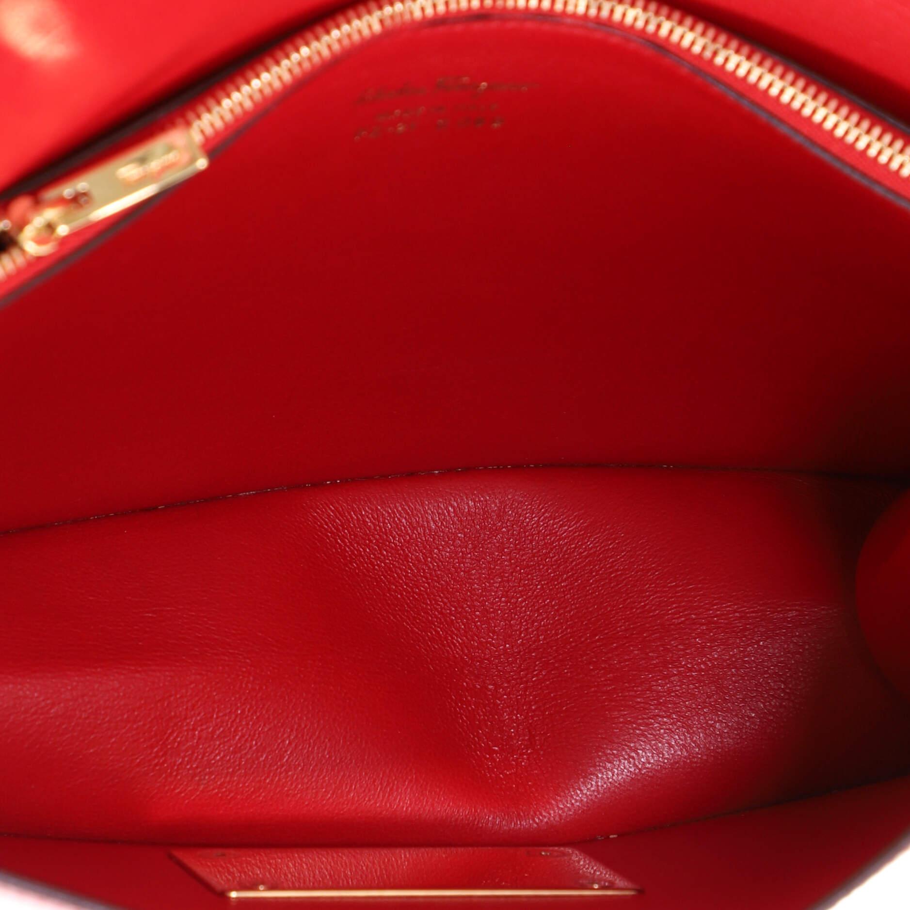 Women's or Men's Salvatore Ferragamo Aileen Shoulder Bag Leather Mini