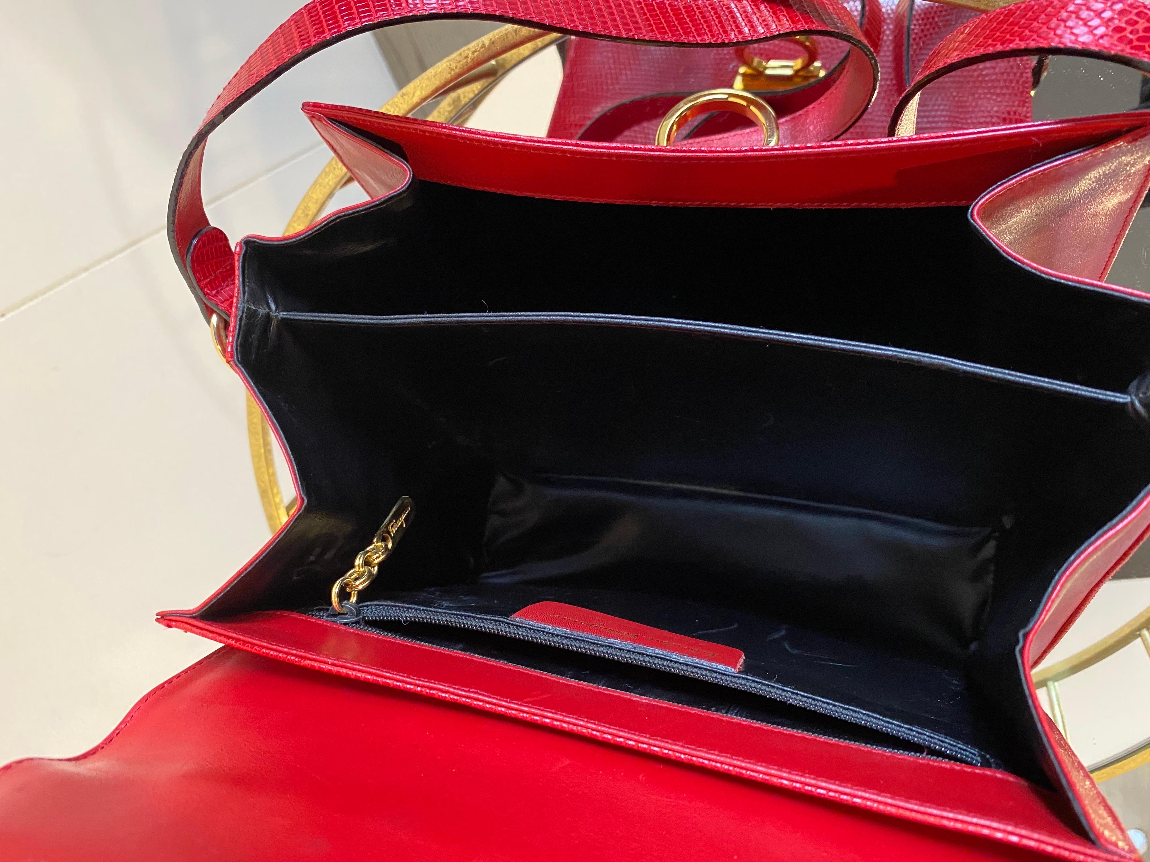 Salvatore Ferragamo bag in red lizard 3