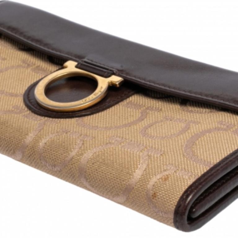  Portefeuille continental en toile et cuir Gancini beige/brun de Salvatore Ferragamo Pour femmes 