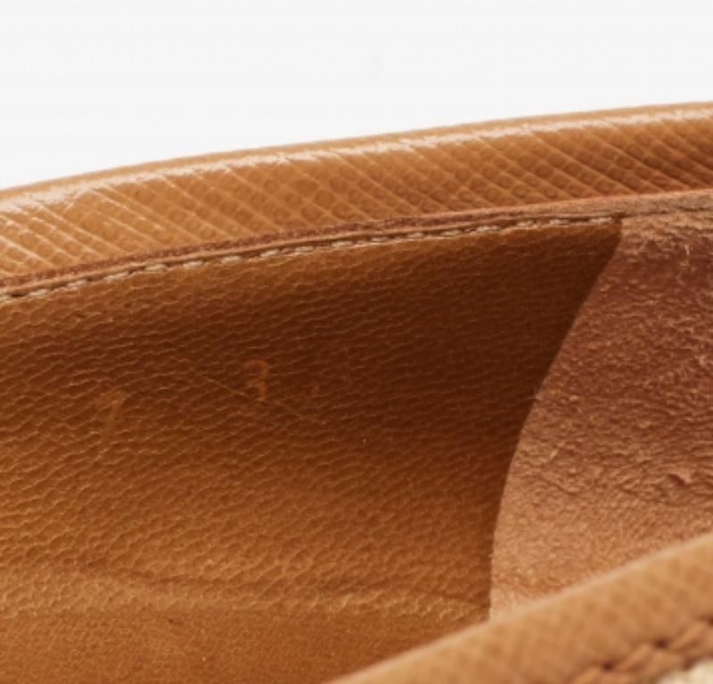 Salvatore Ferragamo Beige/Braun Gewebte Segeltuch und Leder Pumps Größe 37.5 im Angebot 4