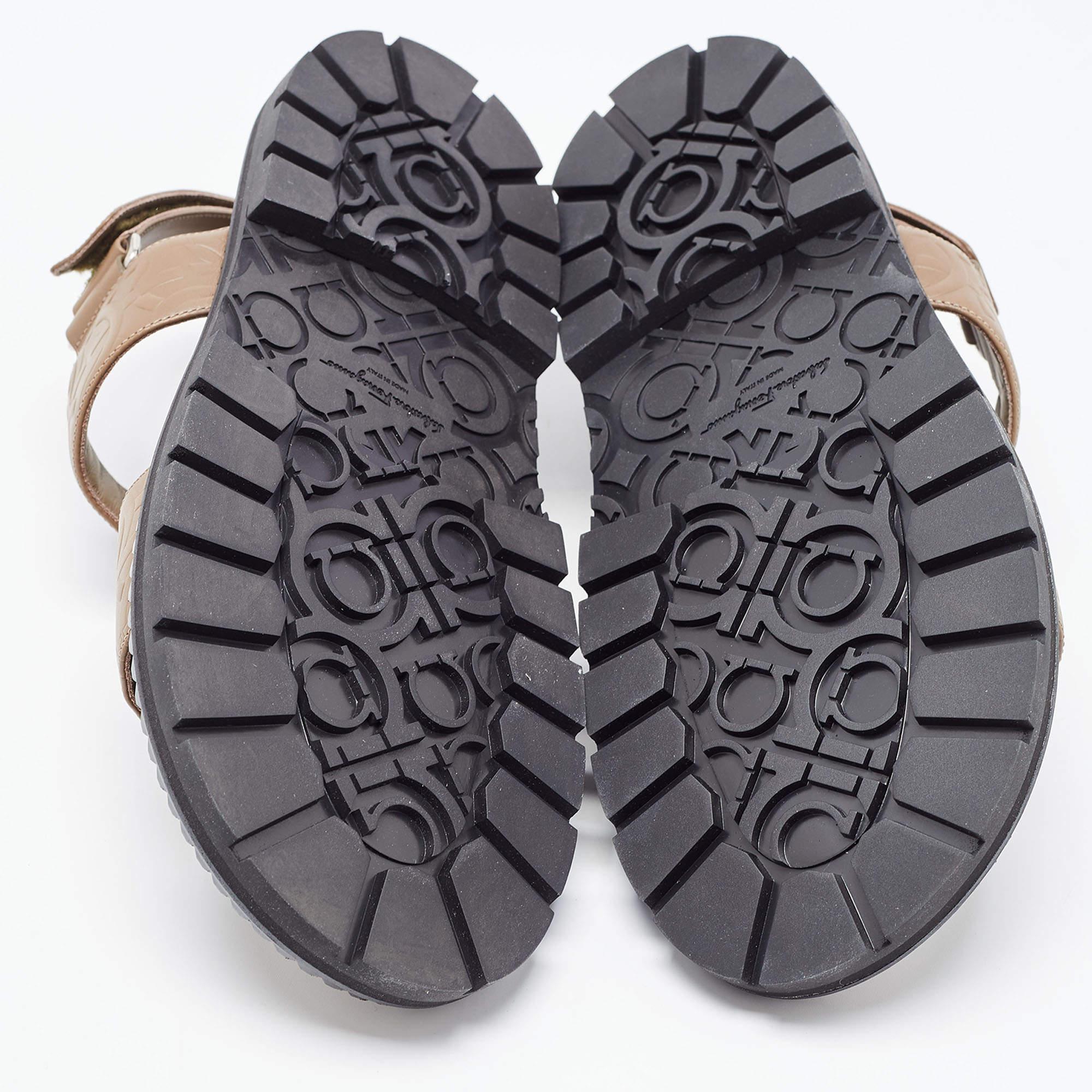 Men's Salvatore Ferragamo Beige Embossed Leather Notorius Flat Sandals Size 44