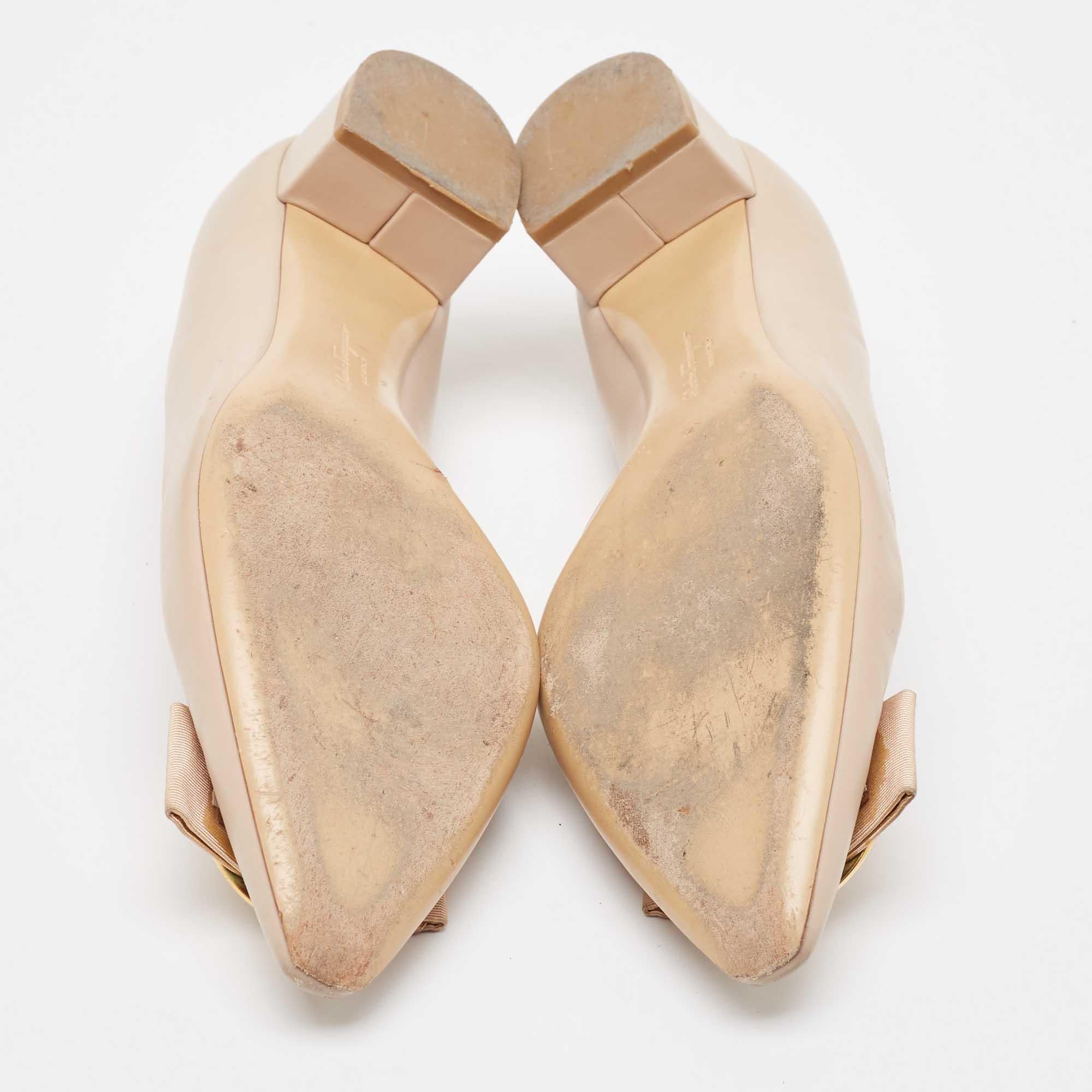 Salvatore Ferragamo Beige Leather Bow Pointed Toe Pumps Size 40 2