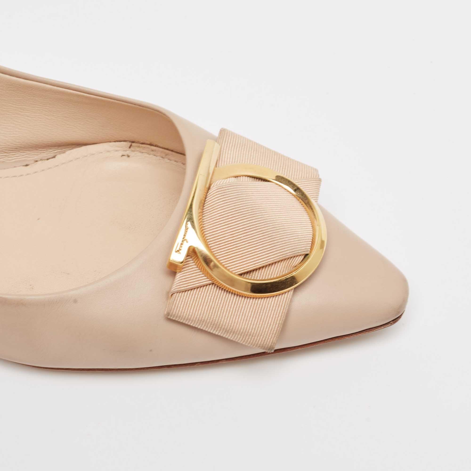 Salvatore Ferragamo Beige Leather Bow Pointed Toe Pumps Size 40 3
