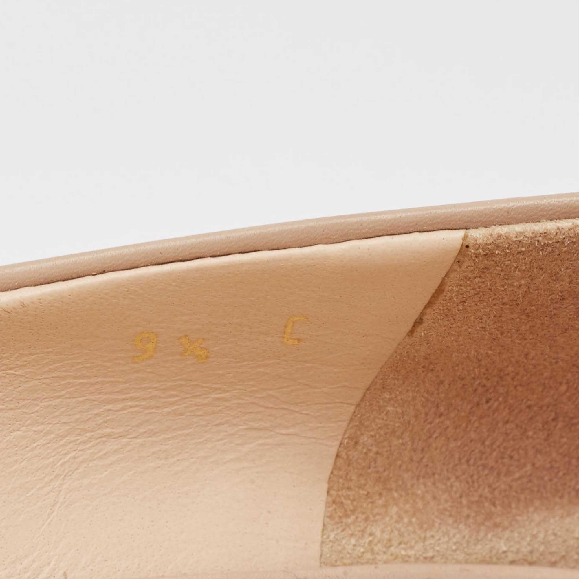 Salvatore Ferragamo Beige Leather Bow Pointed Toe Pumps Size 40 4