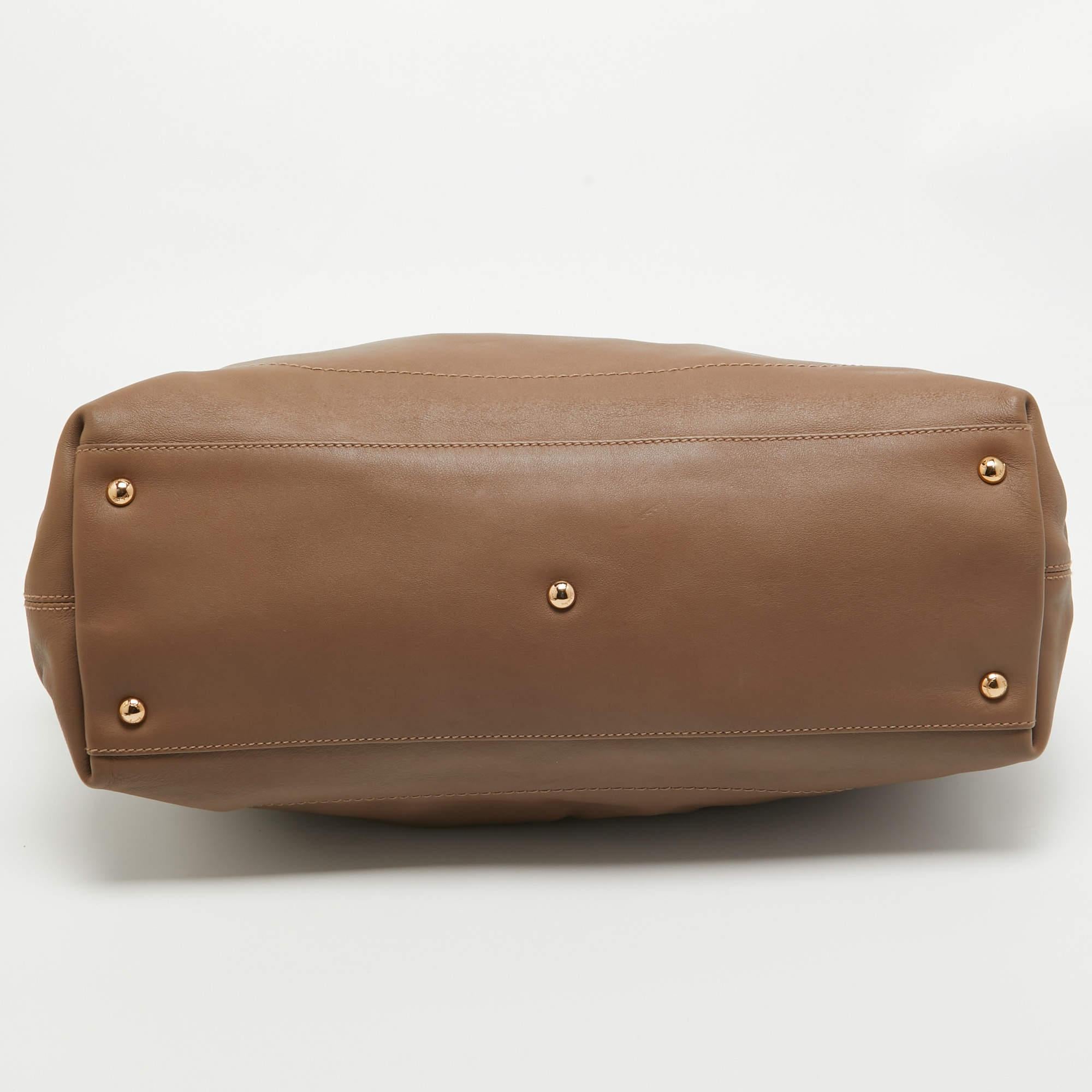 Salvatore Ferragamo Beige Leather Large Wanda Top Handle Bag For Sale 3