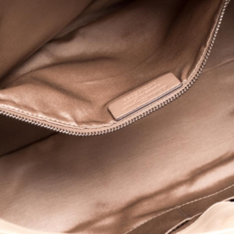 Salvatore Ferragamo Beige Leder-Tasche im Angebot 4