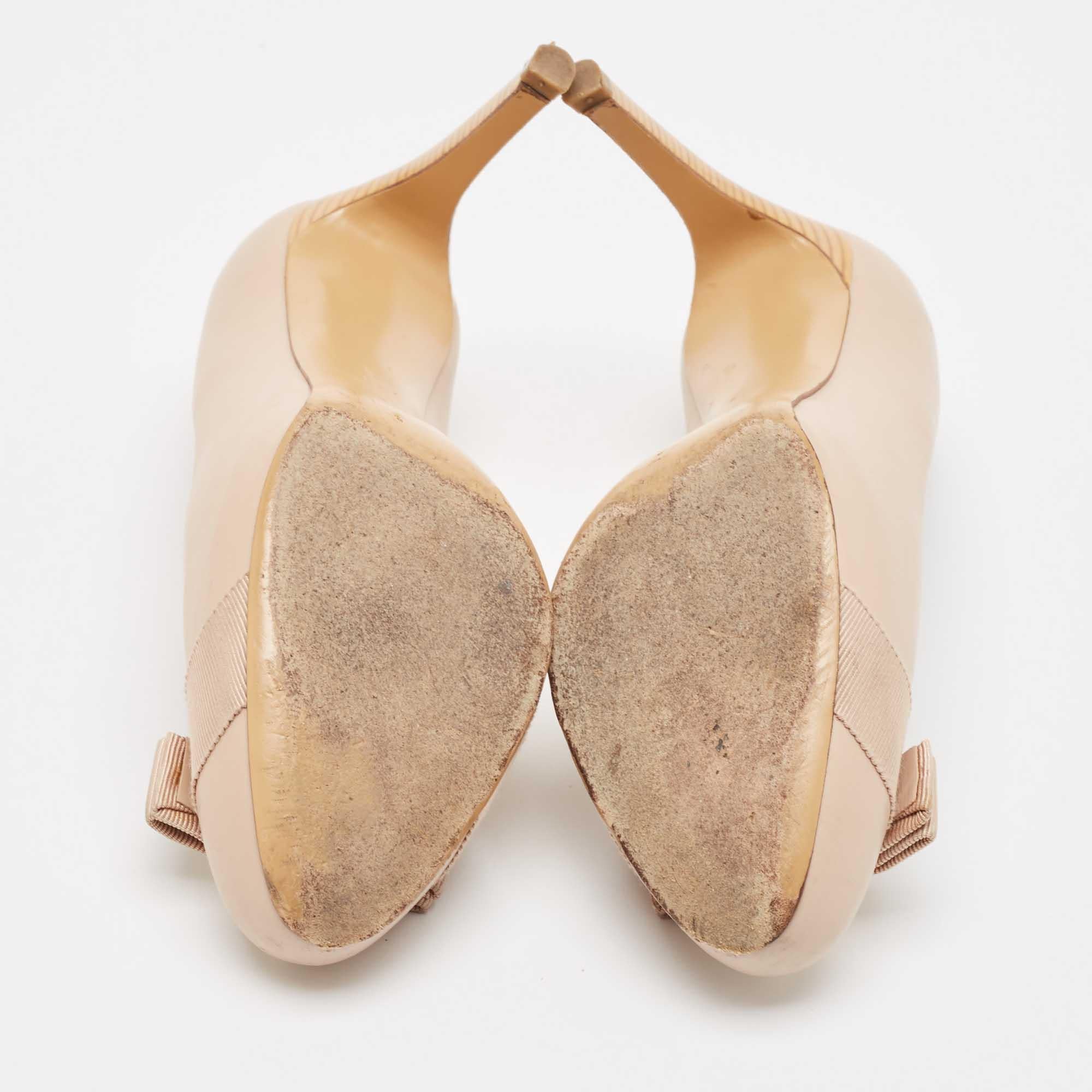 Salvatore Ferragamo Pumps con fiocco Vara in pelle beige misura 37,5 1