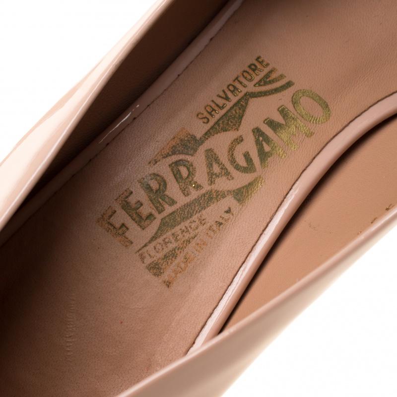 Salvatore Ferragamo Beige Patent Leather Carla Vara Bow Platform Pumps Size 37 2
