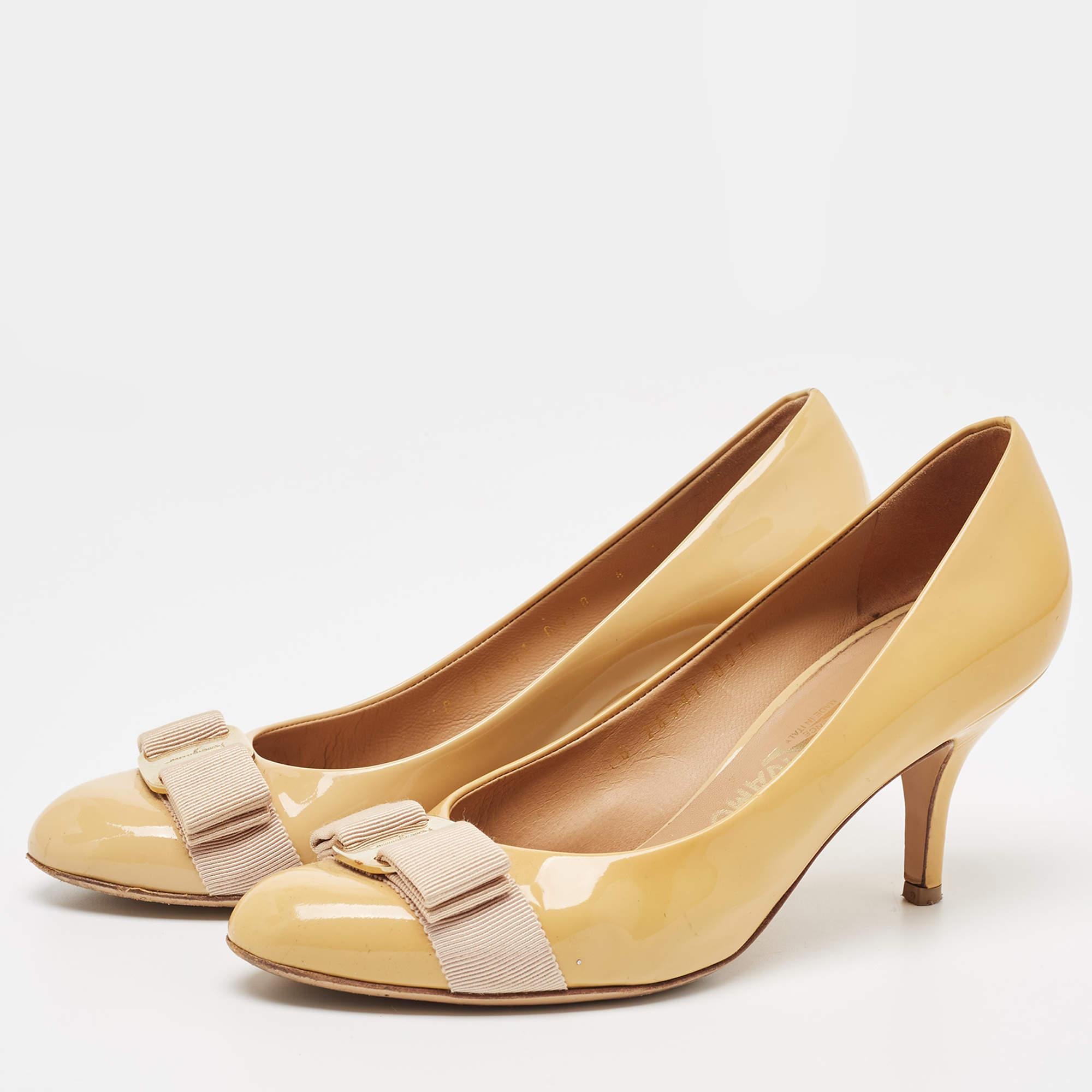 Scarpe meravigliosamente realizzate con elementi degni di nota per calzare bene e abbinarsi perfettamente a tutti i tuoi progetti. Fai tue queste décolleté di design oggi stesso!
