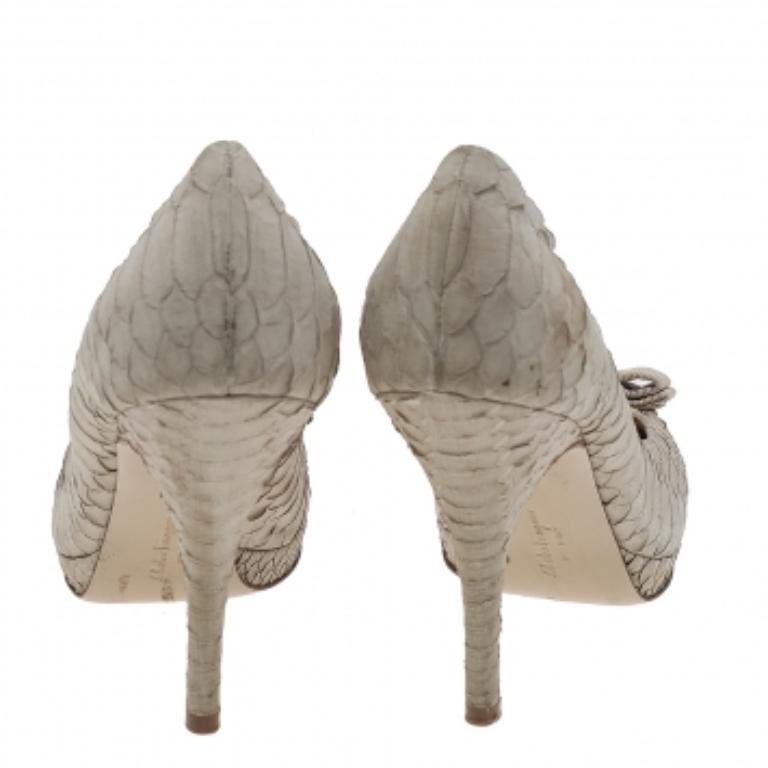 Salvatore Ferragamo Beige Python Vara Schleife Plateau Pumps Größe 38.5 im Angebot 2