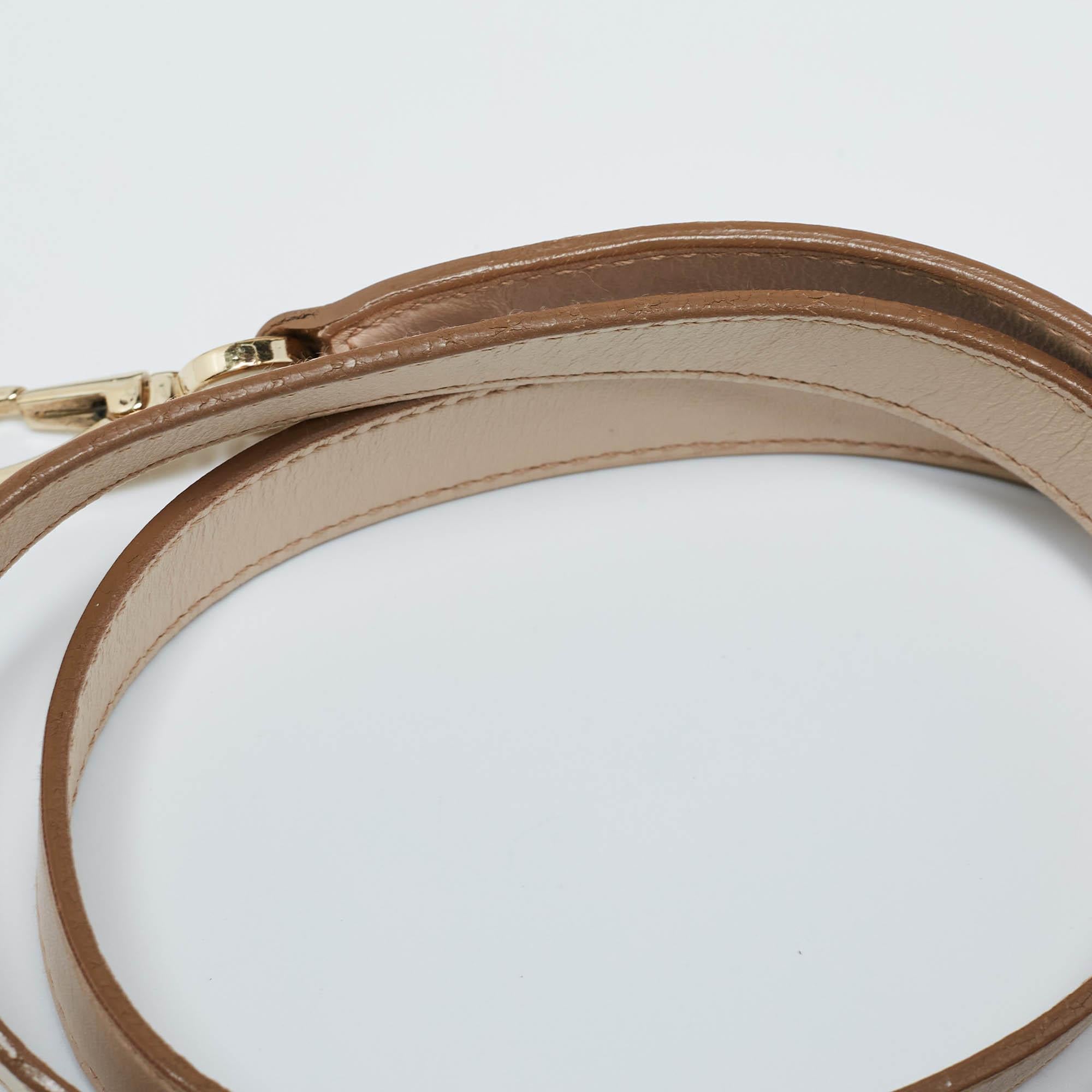 Salvatore Ferragamo Mini Tote Gancini de ante y piel beige 3