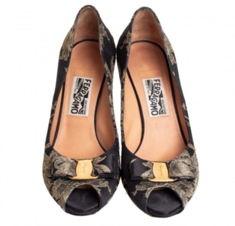 Salvatore Ferragamo Black Brocade Peep Toe Bow Pumps Size 40.5 For Sale 1
