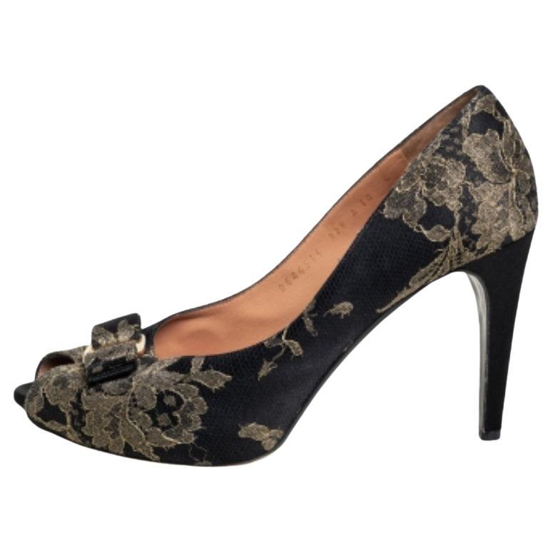 Salvatore Ferragamo Black Brocade Peep Toe Bow Pumps Size 40.5 For Sale