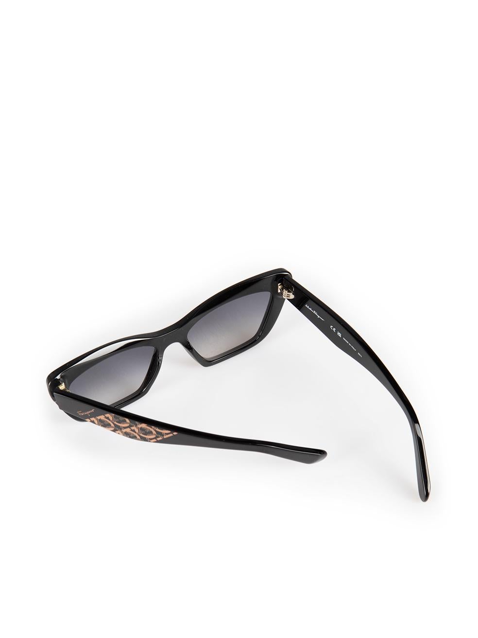 Salvatore Ferragamo Black Cat Eye Gradient Sunglasses For Sale 3