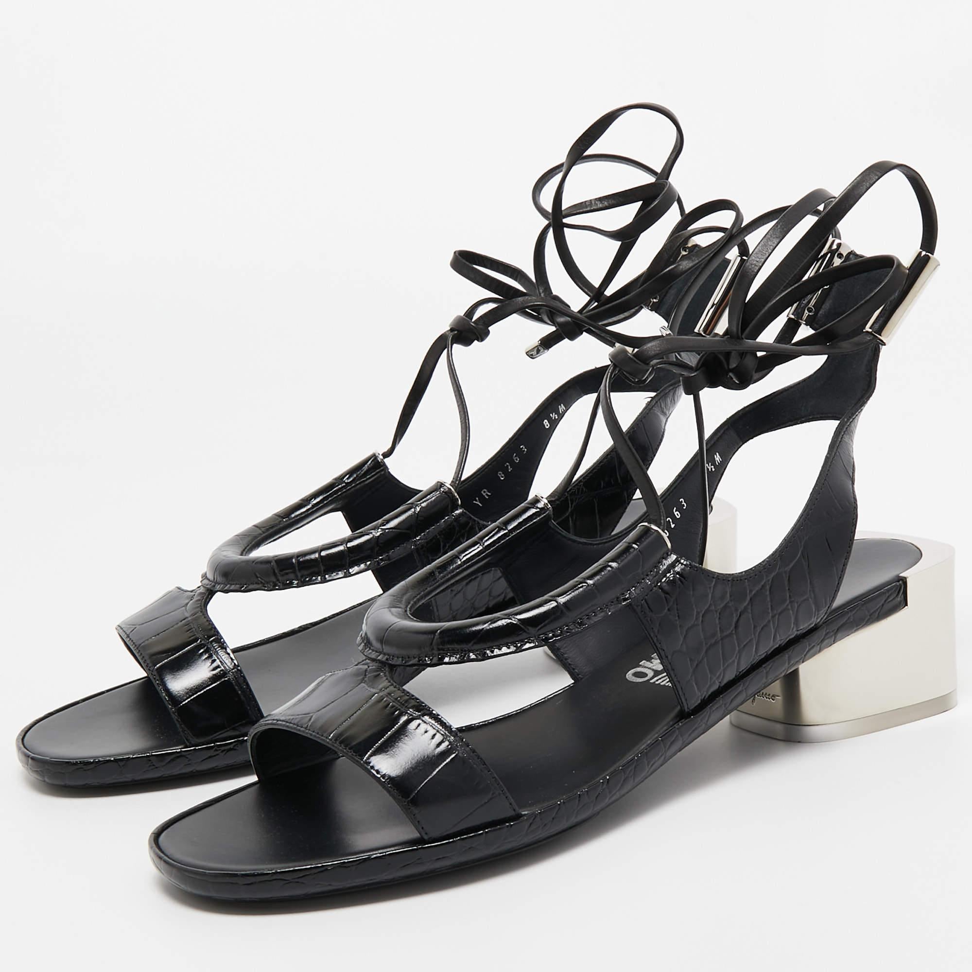 The fashion house’s tradition of excellence, coupled with modern design sensibilities, works to make these Salvatore Ferragamo sandals a fabulous choice. They'll help you deliver a chic look with ease.

