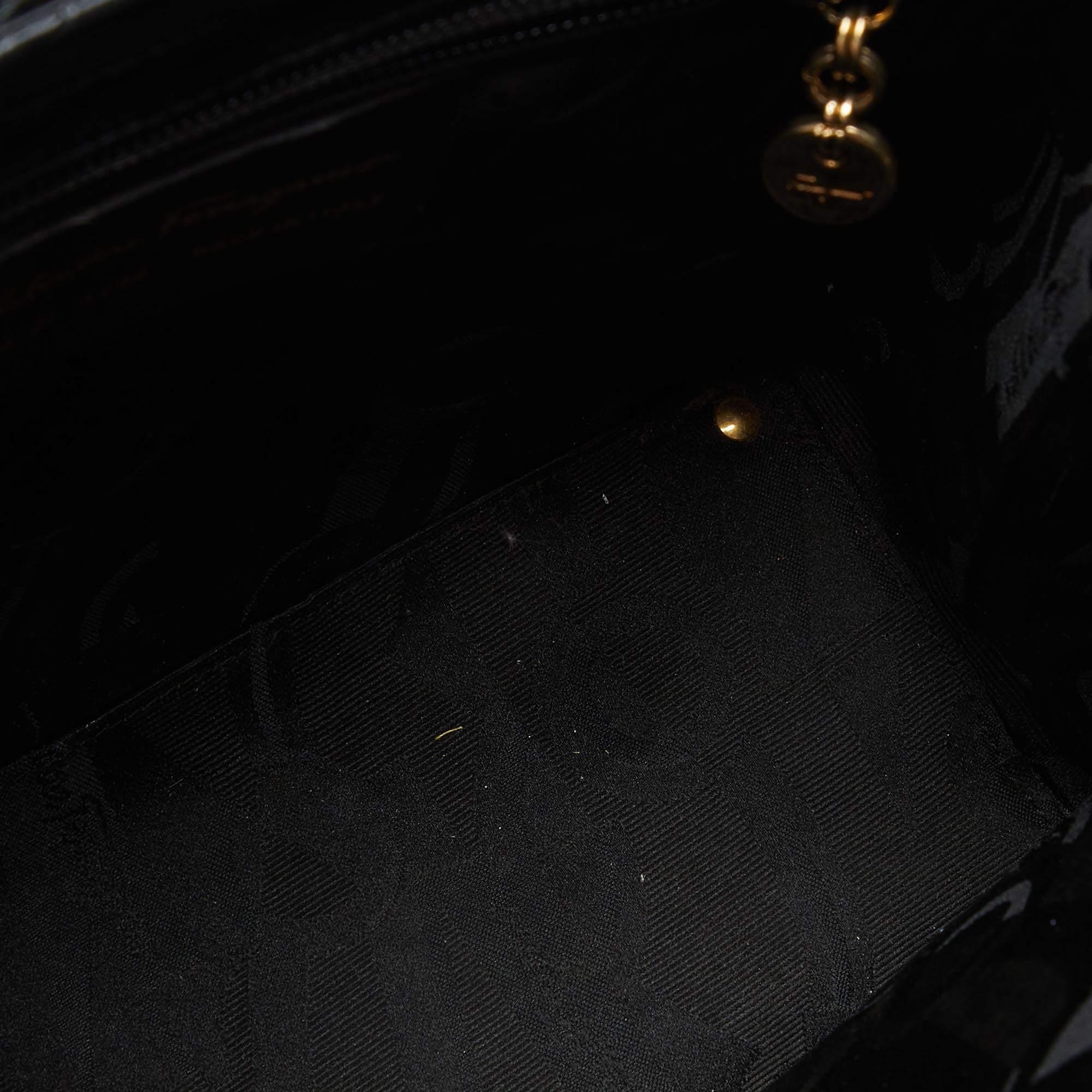 Women's Salvatore Ferragamo Black Croc Embossed Leather Tote For Sale