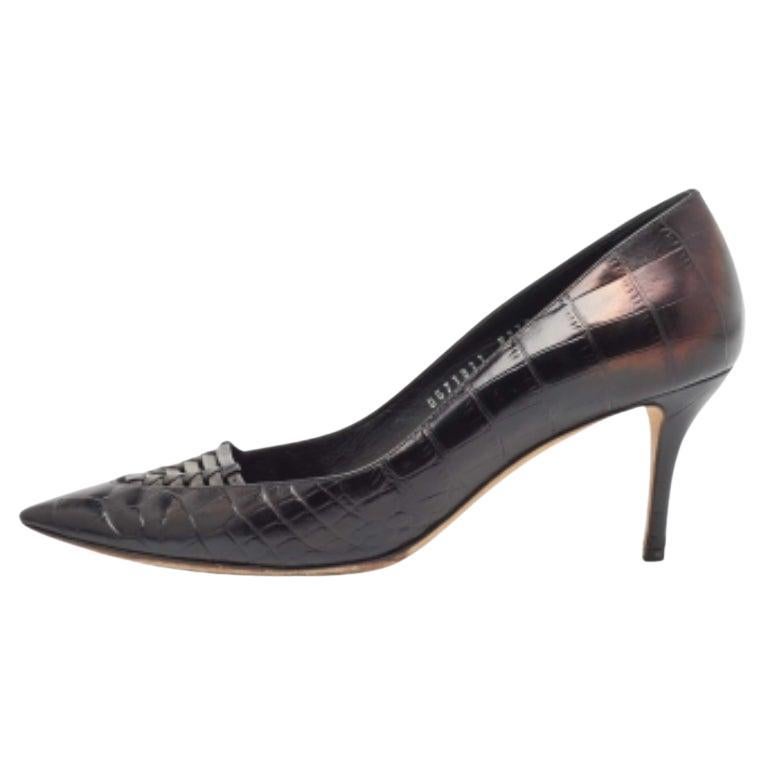 Salvatore Ferragamo Escarpins Vara en cuir croco noir Taille 39