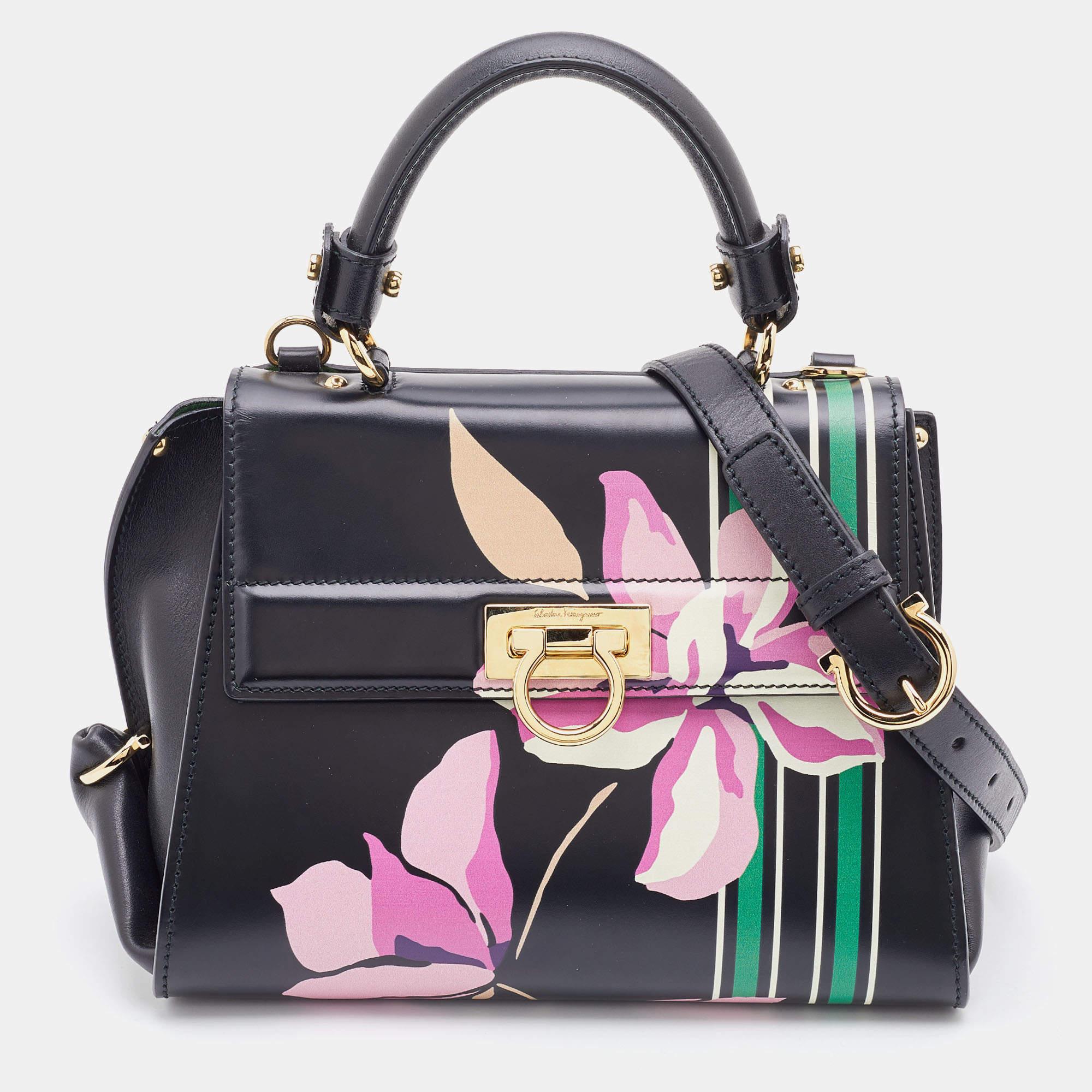 Salvatore Ferragamo Borsa piccola Sofia a manico alto in pelle con stampa floreale nera su 1stDibs sofia salvatore ferragamo