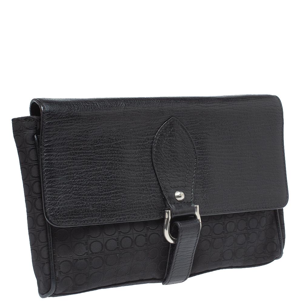 Salvatore Ferragamo Black Gancio Print Fabric and Leather Flap Wristlet Clutch In Fair Condition In Dubai, Al Qouz 2