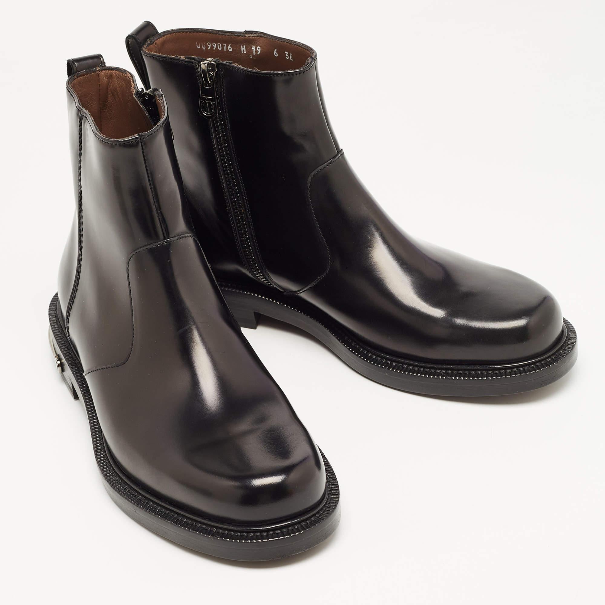 Men's Salvatore Ferragamo Black Glossy Leather Zip Ankle Boots Size 40