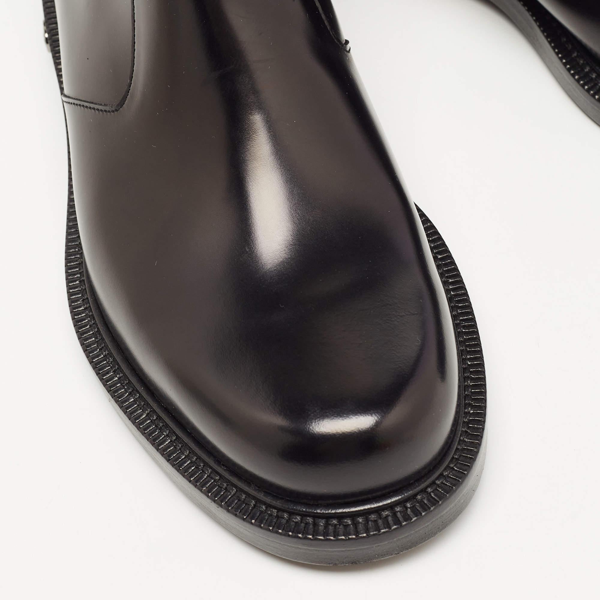 Salvatore Ferragamo Black Glossy Leather Zip Ankle Boots Size 40 1