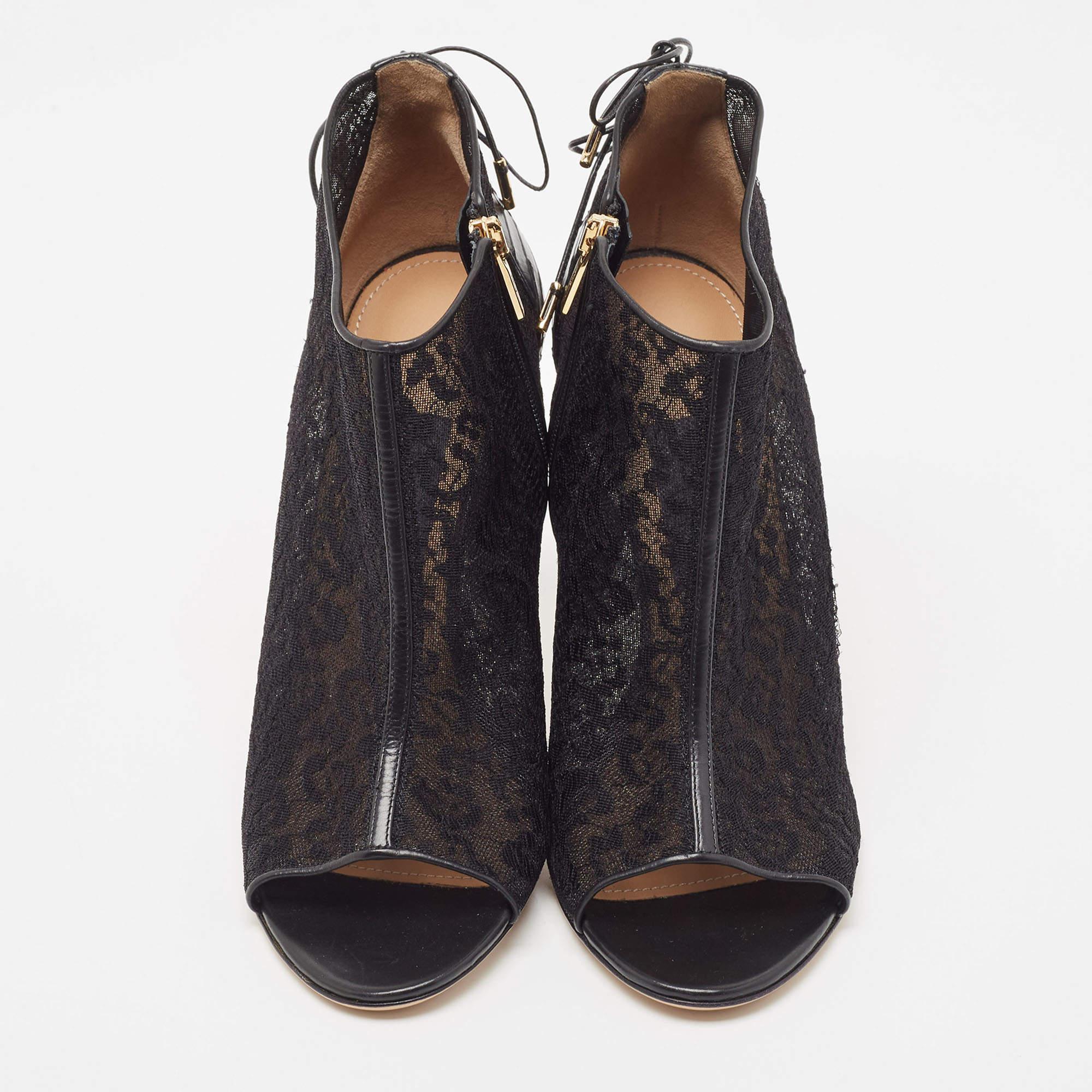 Salvatore Ferragamo Black Lace and Python Peep Toe Ankle Boots Size 39.5 In New Condition For Sale In Dubai, Al Qouz 2