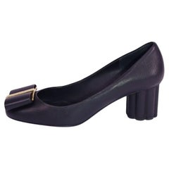 Salvatore Ferragamo Black Leather Block Heel Pumps with Bow - EU 37