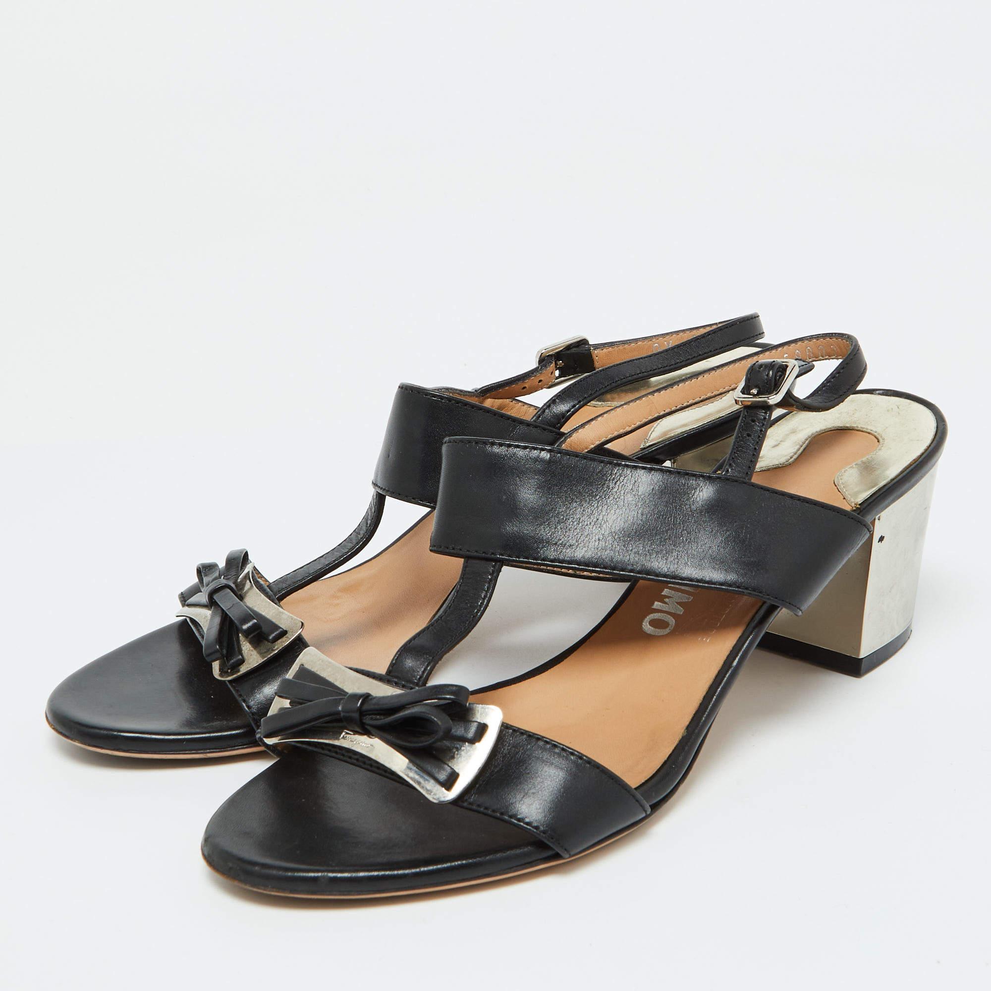 These sandals are chic and constructed with care for a great fit. Crafted from quality materials they are durable easy to style and fabulous with comfortable interiors artful designing and beautiful uppers.