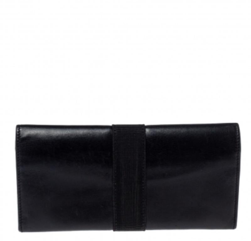 Salvatore Ferragamo Black Leather Bow Wallet For Sale 2