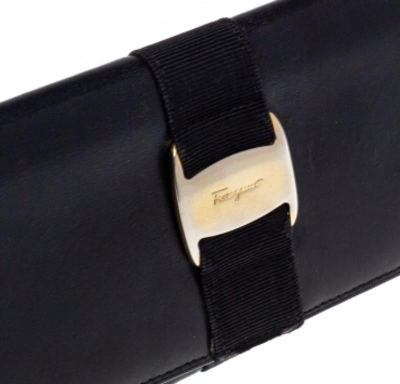 Salvatore Ferragamo Black Leather Bow Wallet For Sale 3