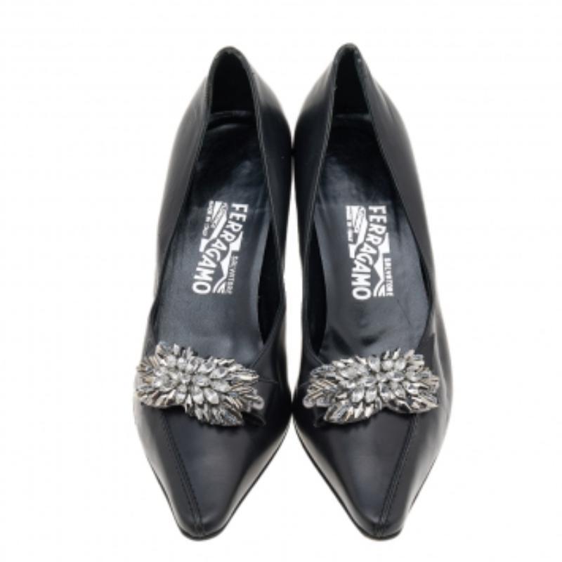 Women's Salvatore Ferragamo Black Leather Crystal Embellished Pumps Size 38.5 For Sale