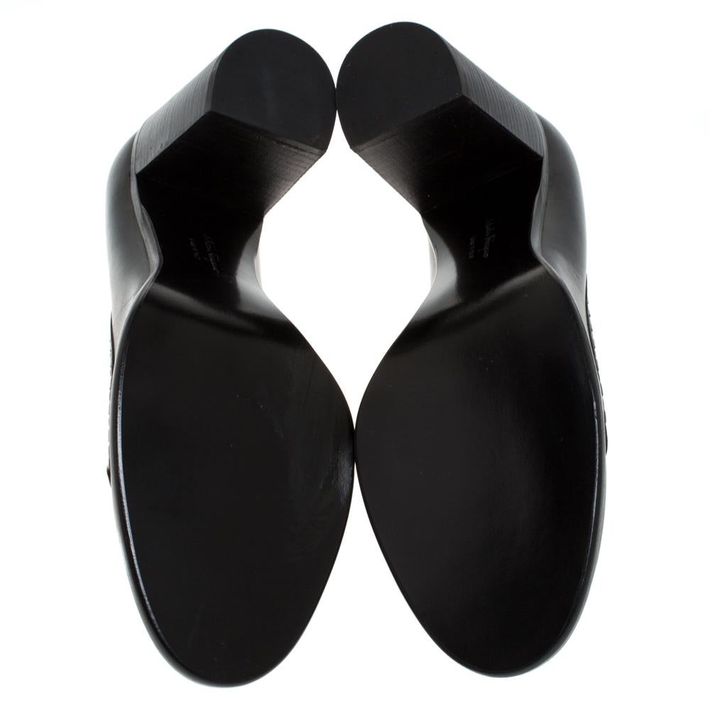 Salvatore Ferragamo Piel negra Fele Gancio Tacón bloque Bombas mocasín Talla 40.5 2