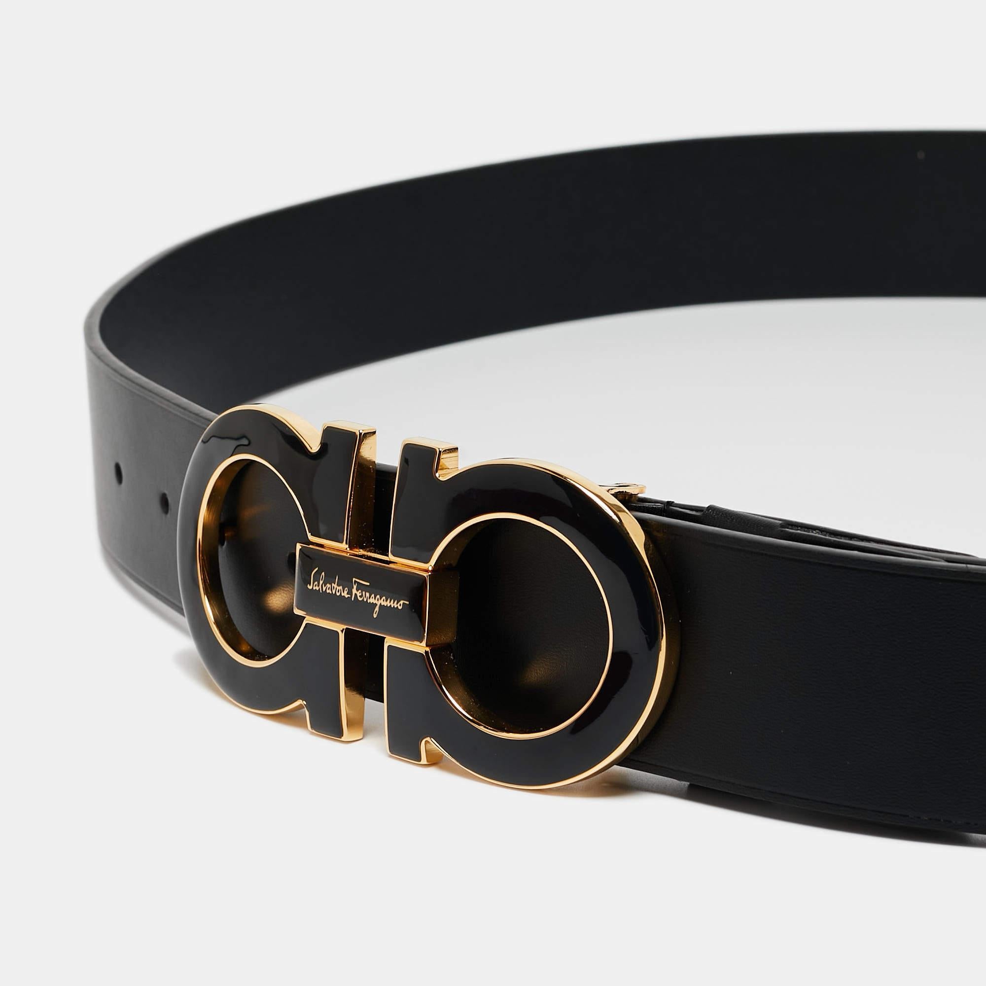 Discover effortless elegance with this Salvatore Ferragamo belt. Merging artisanal craftsmanship and timeless design, this accessory redefines the art of refinement, a symbol of impeccable taste and style.

Includes: Original Dustbag, Original Box,