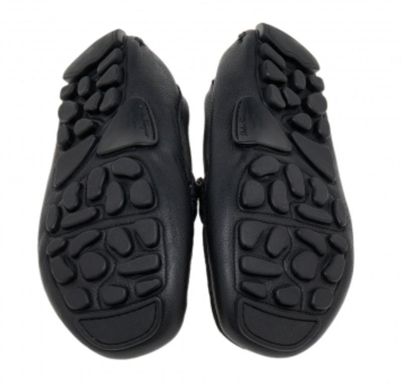 Salvatore Ferragamo Black Leather Gancini Bit Slip On Loafers Size 43 For Sale 4