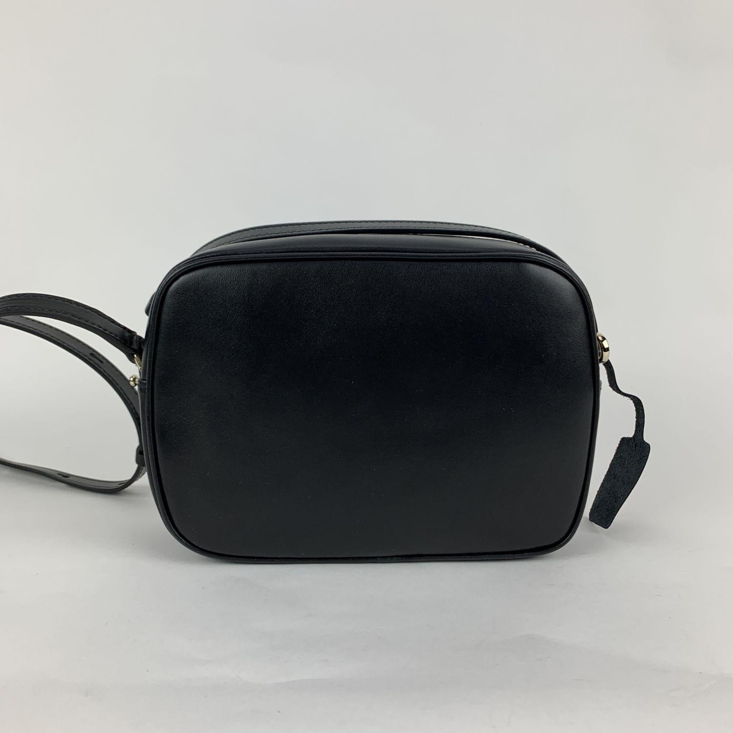 Salvatore Ferragamo Black Leather Gancino Vela CC Small Shoulder Bag 1