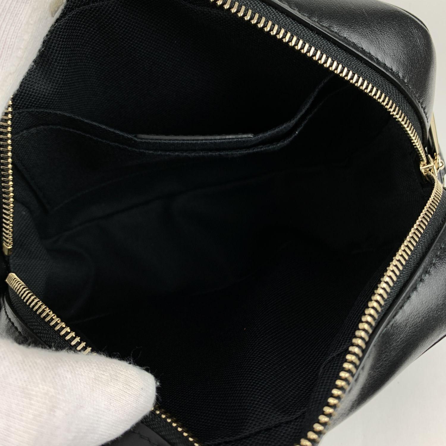 Salvatore Ferragamo Black Leather Gancino Vela CC Small Shoulder Bag 2