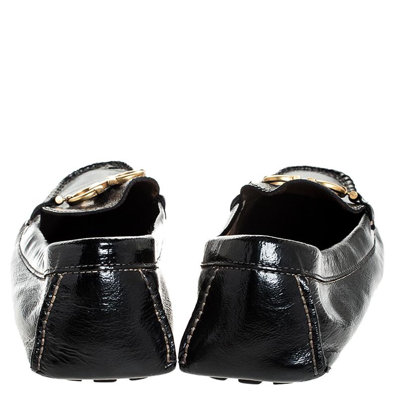 Salvatore Ferragamo Black Leather Gancio Bit Loafers Size 38.5 In Good Condition For Sale In Dubai, Al Qouz 2