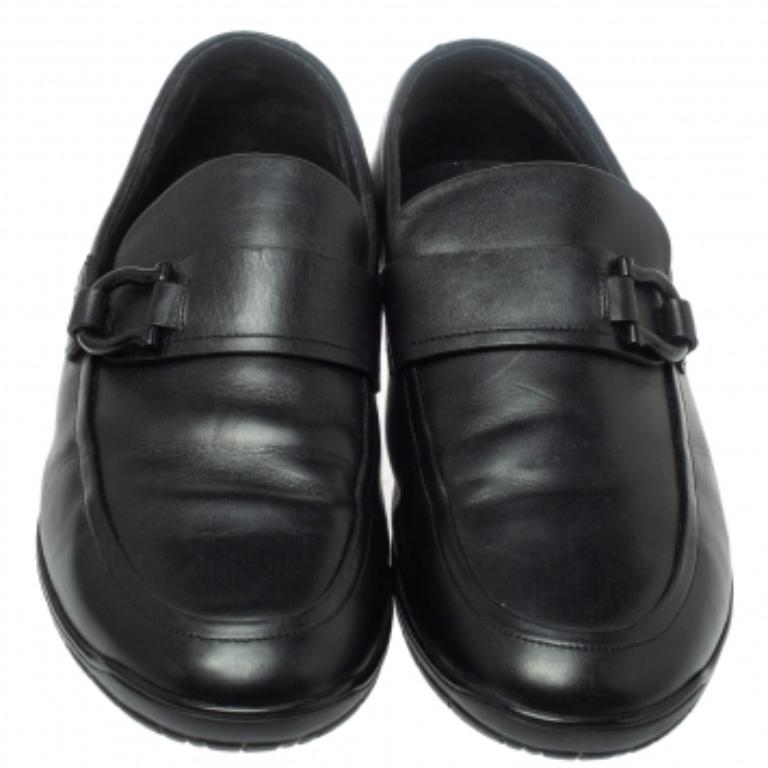 Men's Salvatore Ferragamo Black Leather Gancio Slip On Loafer Size 43.5 For Sale