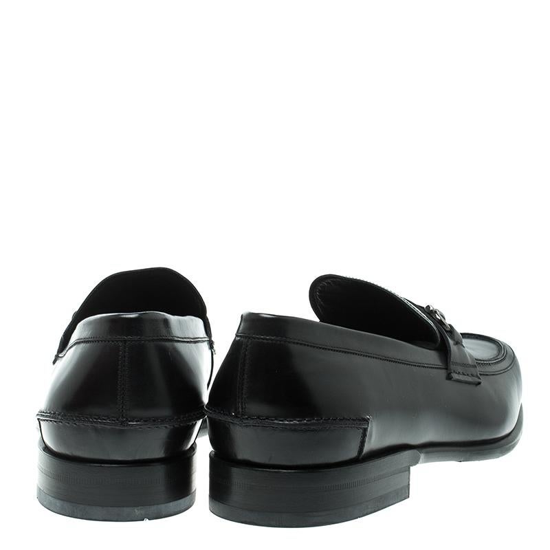 Salvatore Ferragamo Black Leather Gardel Loafers Size 45 In New Condition In Dubai, Al Qouz 2