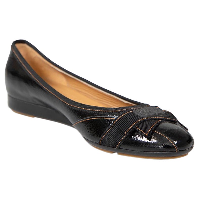 Salvatore Ferragamo Bailarinas de piel negra con grosgrain talla US 6.5 en venta