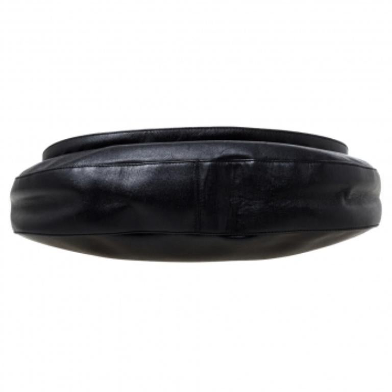 Salvatore Ferragamo Black Leather Hobo In Fair Condition For Sale In Dubai, Al Qouz 2