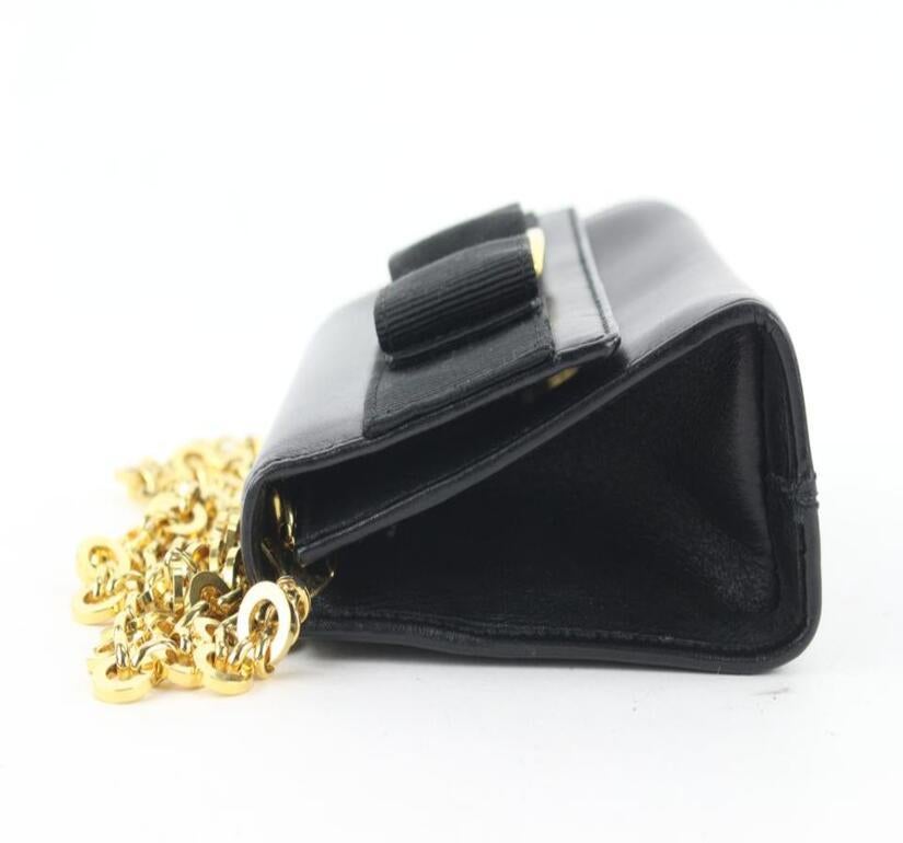 Salvatore Ferragamo Black Leather Mini Vara Chain Crossbody Bag 410fer528 For Sale 2