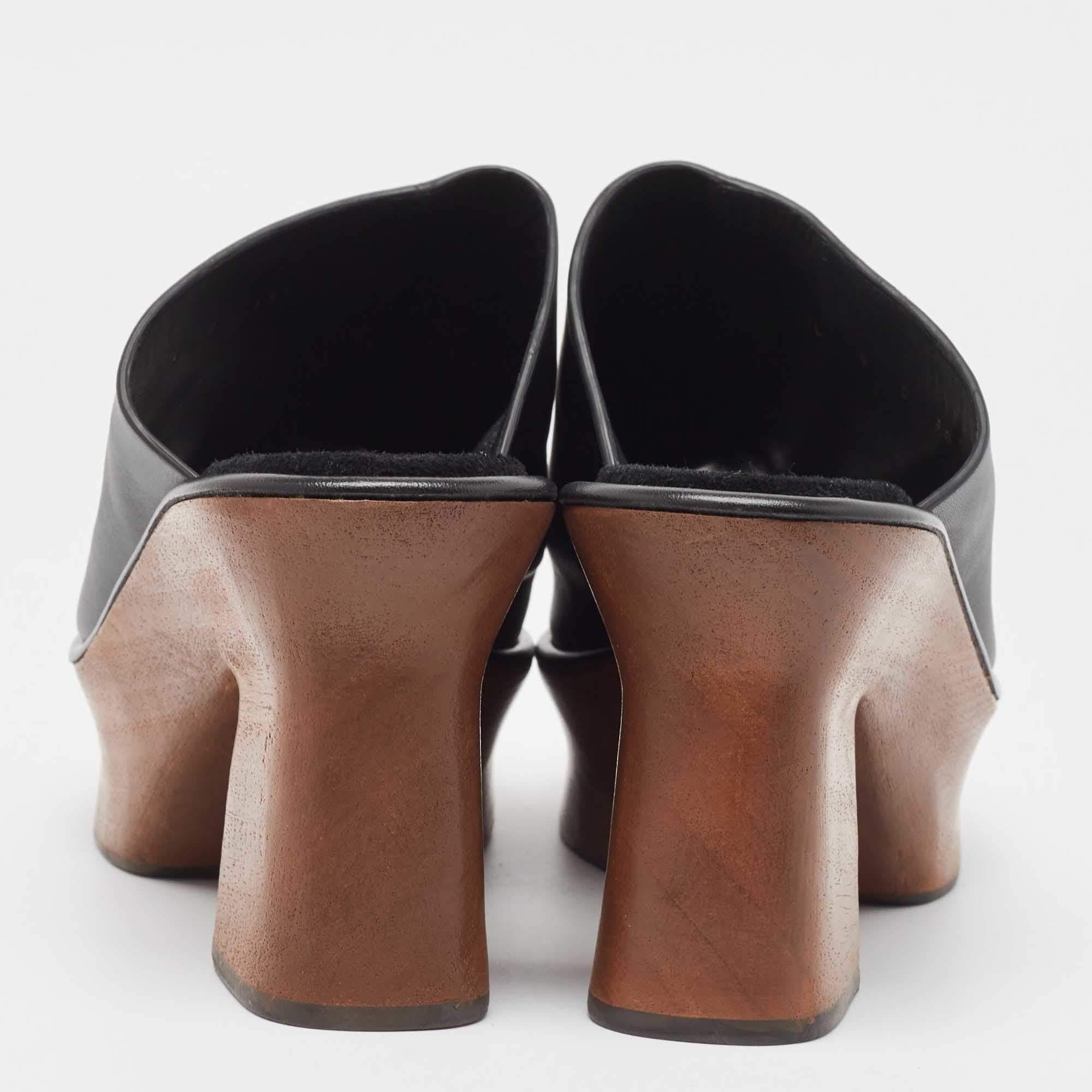 Salvatore Ferragamo Black Leather Samanta Platform Sandals Size 39.5 1