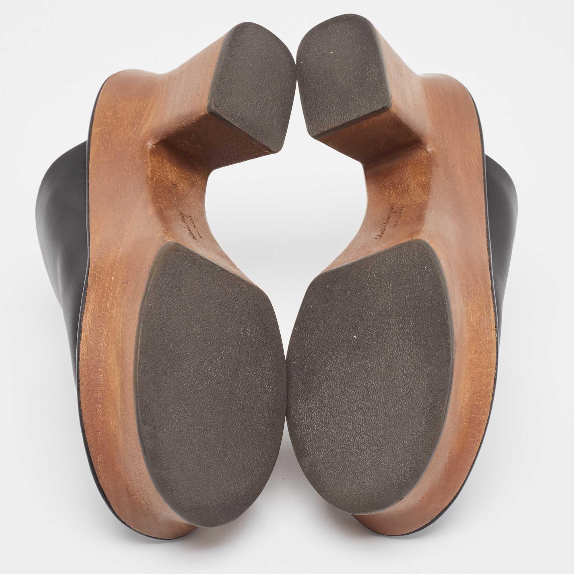 Salvatore Ferragamo Black Leather Samanta Platform Sandals Size 39.5 For Sale 4